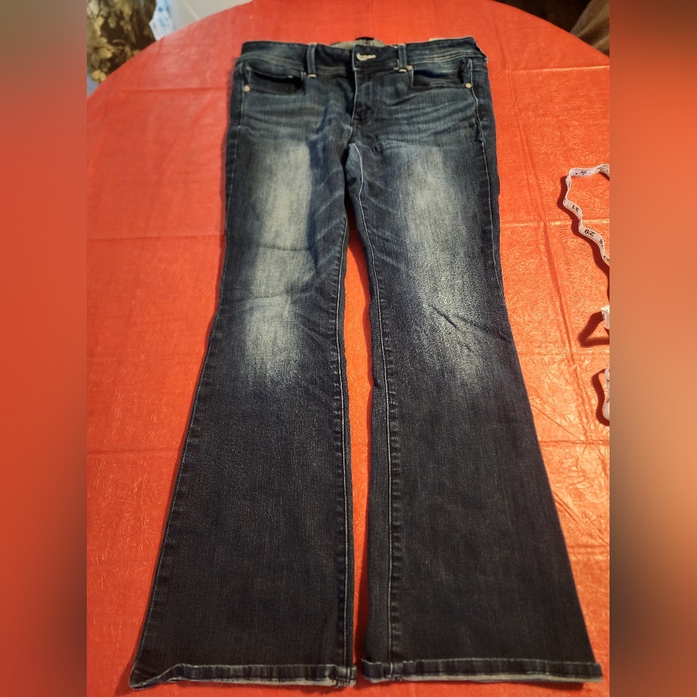 American Eagle blue jeans